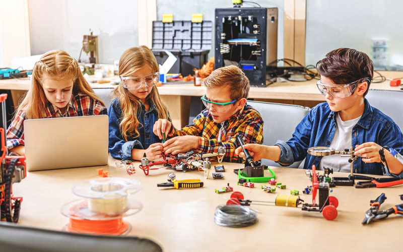 ultimate makerspace resource guide header